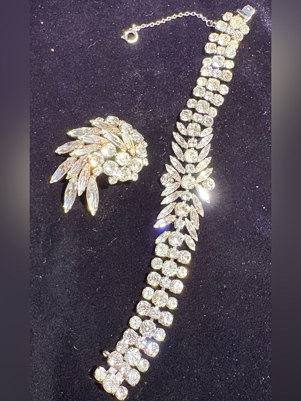 Sherman Bracelet and Brooch Set - Clear/Silver Sparkle